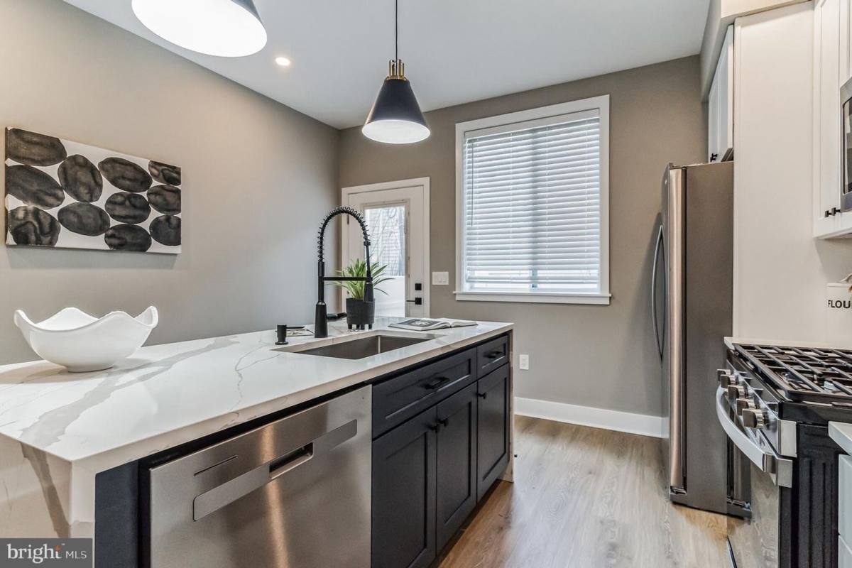 2710 Latona St, Philadelphia, PA 19146 - House for Rent - Image 5