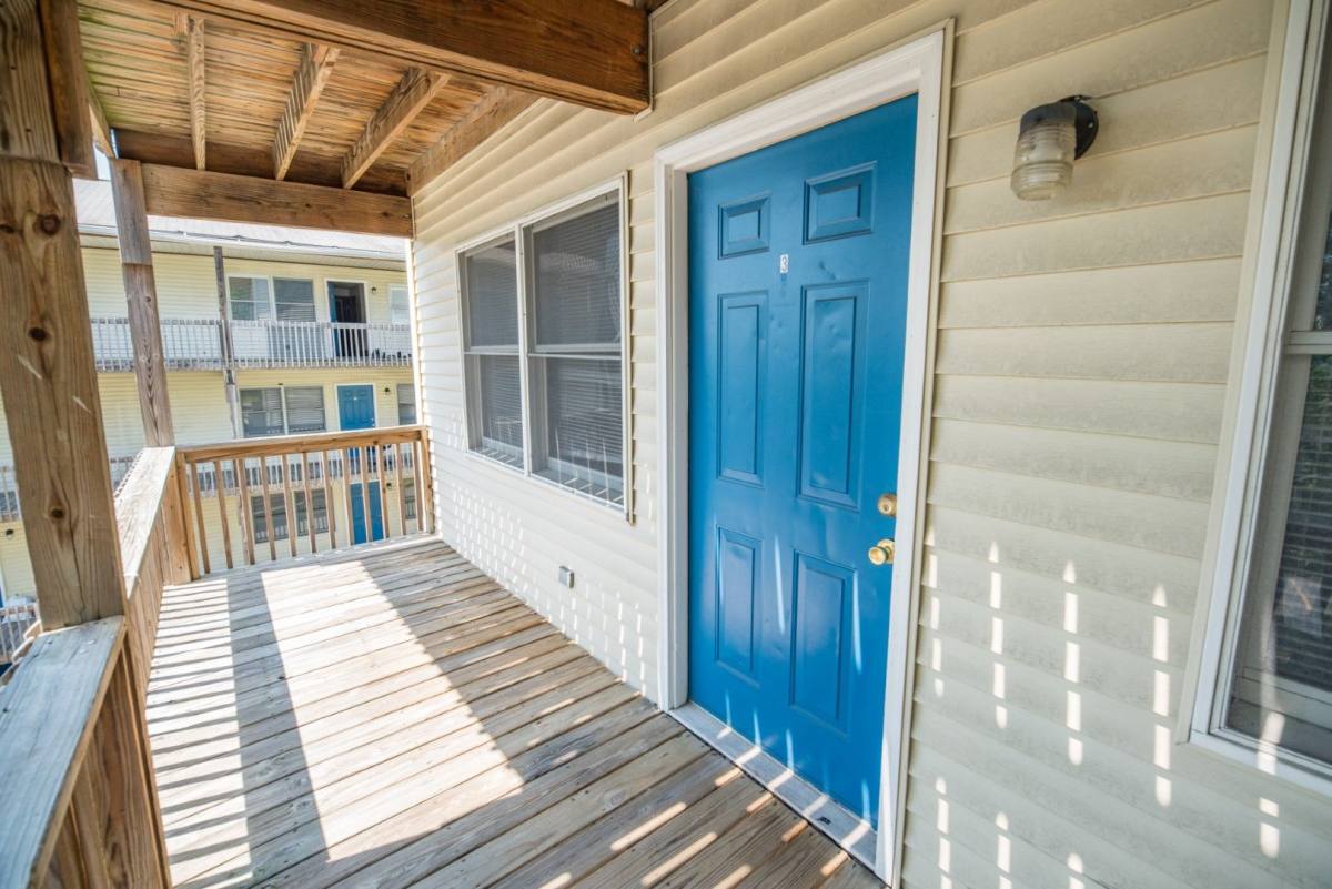 Apartment for rent at 2858 University Ave, Morgantown, WV 26505