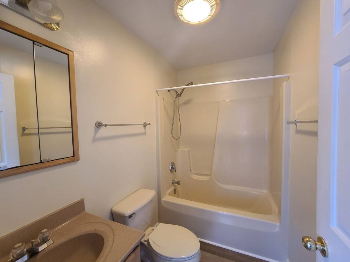 Townhouse for rent at 1 Pineview Place, Morgantown, WV 26505
