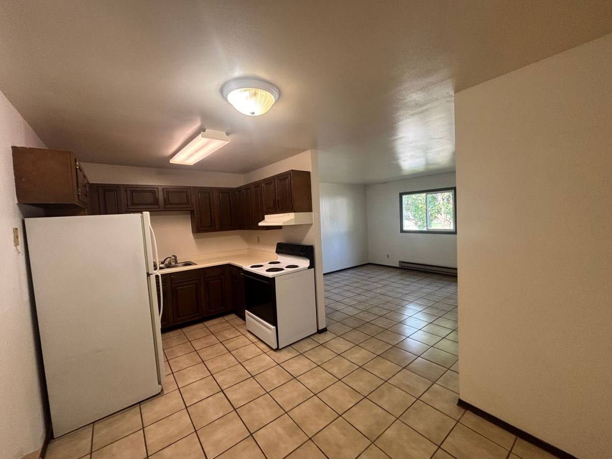 Apartment for rent at 1728 La Crescent St, La Crosse, WI 54603