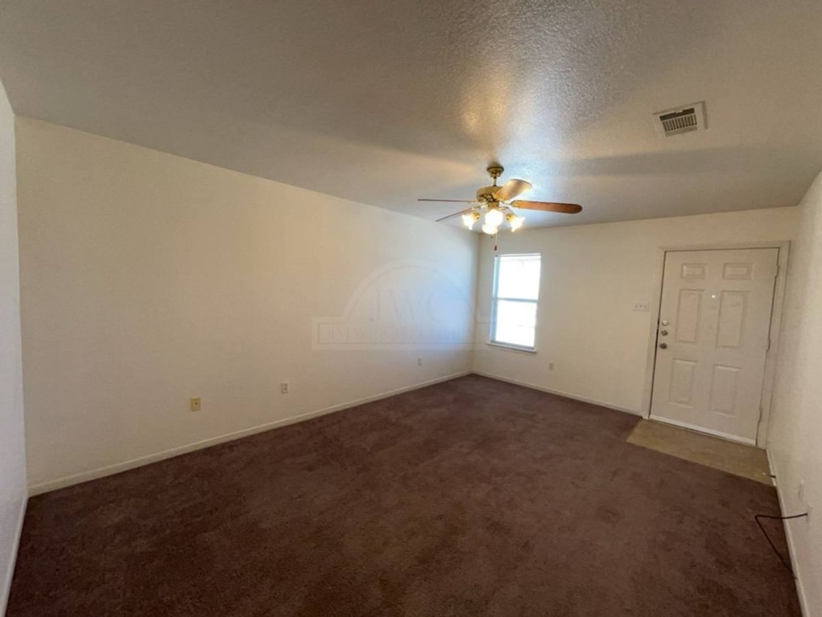 Apartment for rent at 1006 Circle M, Killeen, TX 76549