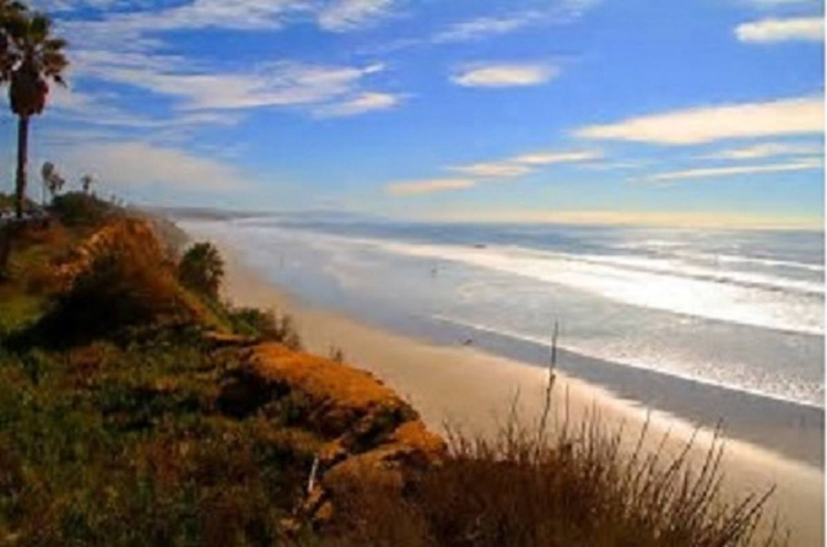 Apartment for rent at 513 3rd St, Encinitas, CA 92024