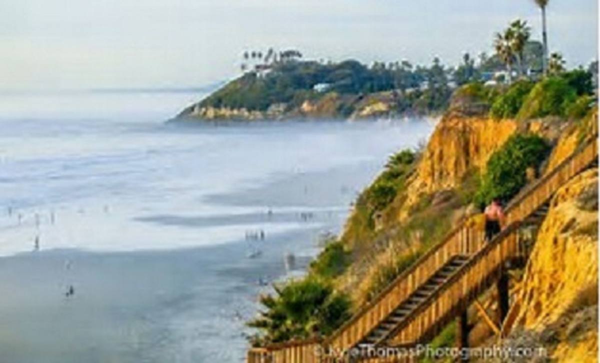 Apartment for rent at 513 3rd St, Encinitas, CA 92024