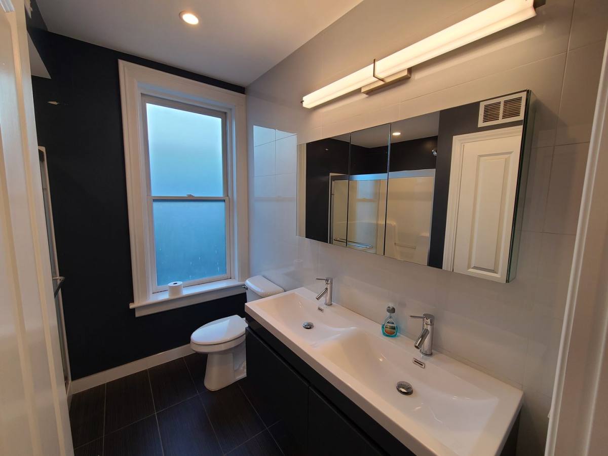 Apartment for rent at 192 Remsen St, Cohoes, NY 12047