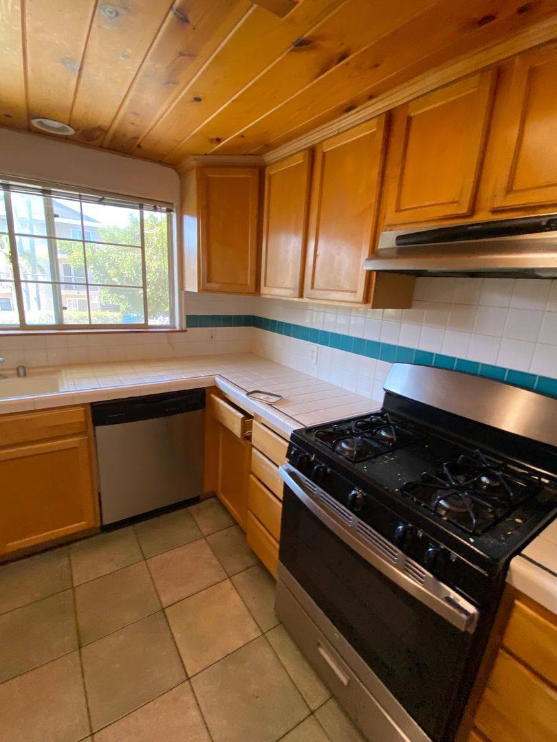 Apartment for rent at 6535 El Nido, Goleta, CA 93117