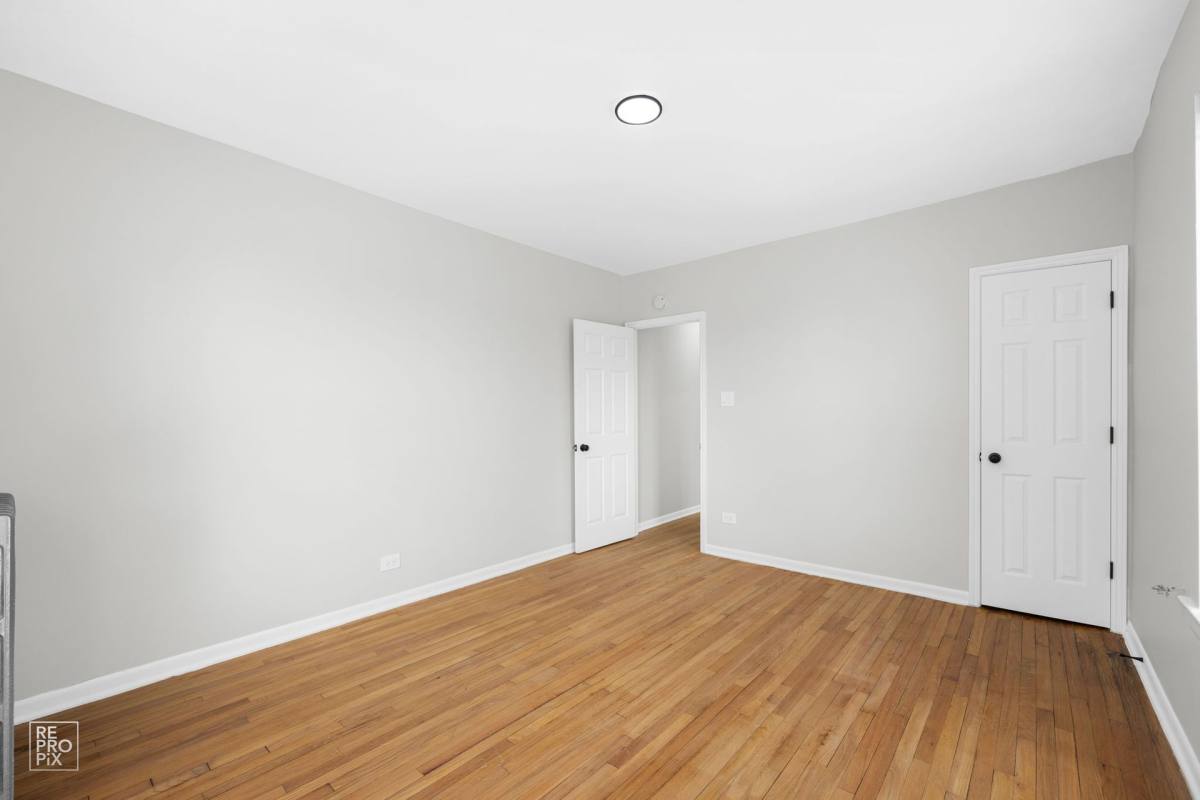 Apartment for rent at 6901 S Merrill, Chicago, IL 60649
