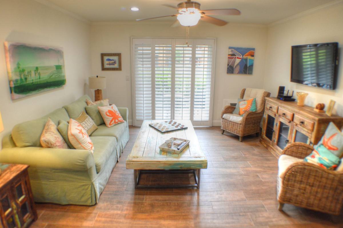 Apartment for rent at 33852 Del Obispo St, Dana Point, CA 92629