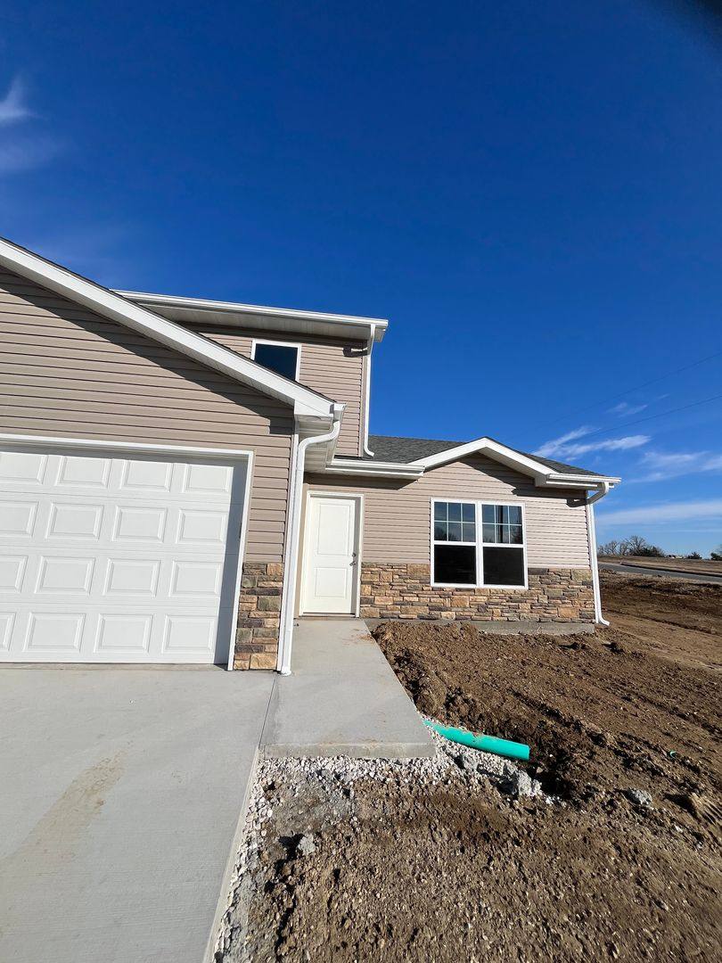 Townhouse for rent at 15410 A Corbin Court, Ashland, MO 65010