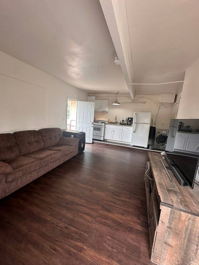 Apartment for rent at 1153-1155 Emory St, Imperial Beach, CA 91932