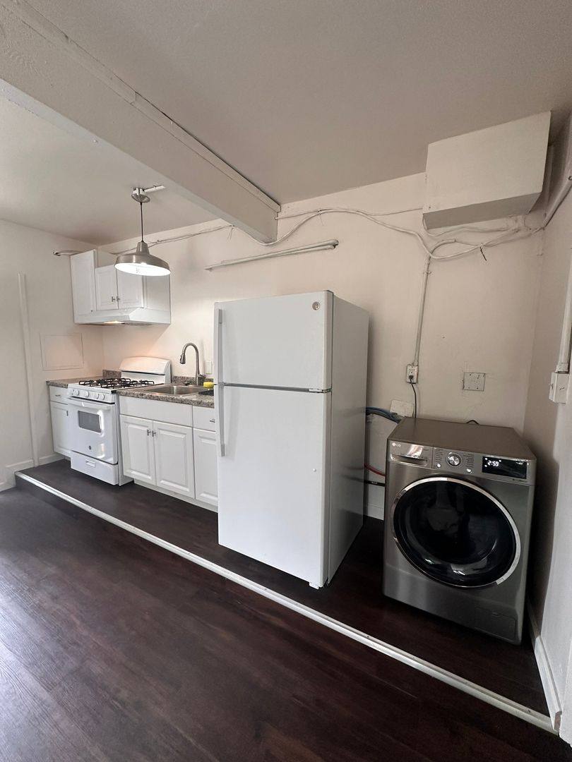 Apartment for rent at 1153-1155 Emory St, Imperial Beach, CA 91932