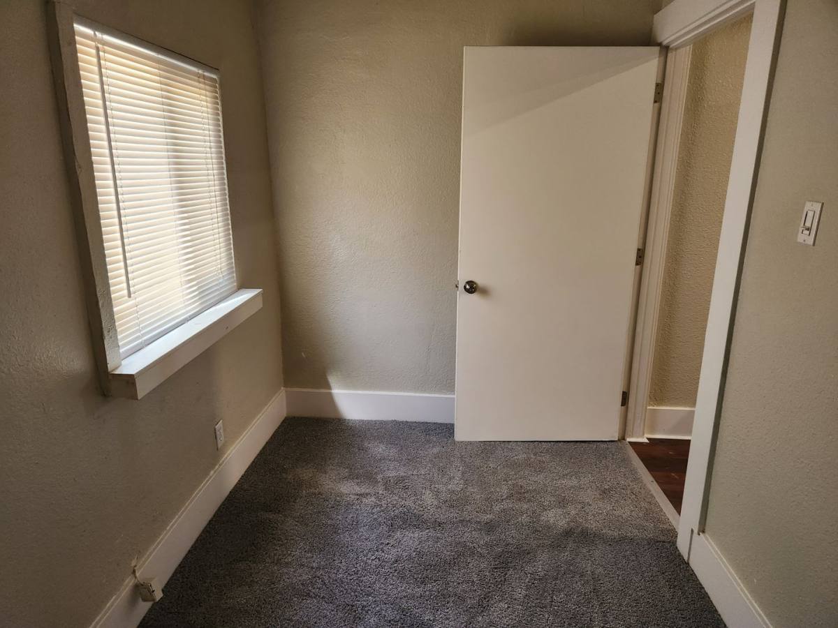 Apartment for rent at 3448 Y St, Sacramento, CA 95817