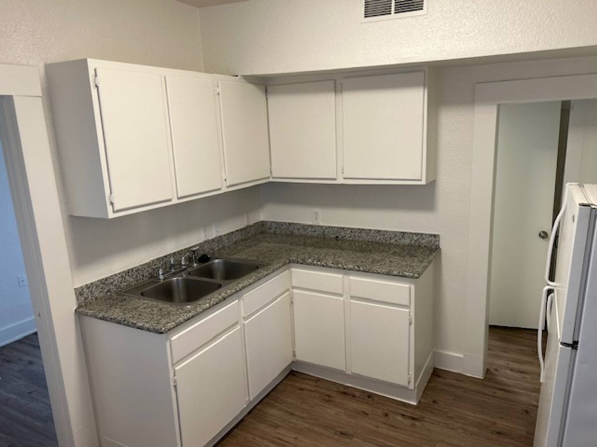 Apartment for rent at 3448 Y St, Sacramento, CA 95817