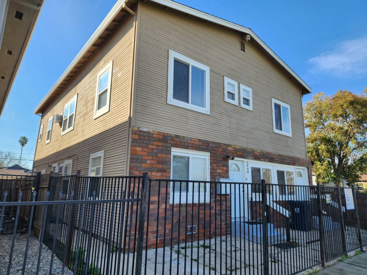 Apartment for rent at 3448 Y St, Sacramento, CA 95817
