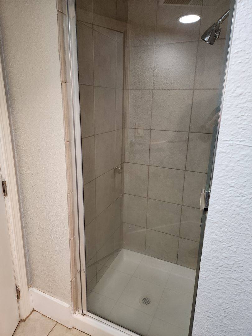 Apartment for rent at 3448 Y St, Sacramento, CA 95817