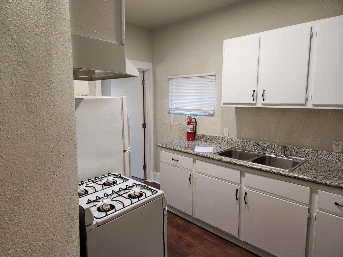 Apartment for rent at 3448 Y St, Sacramento, CA 95817