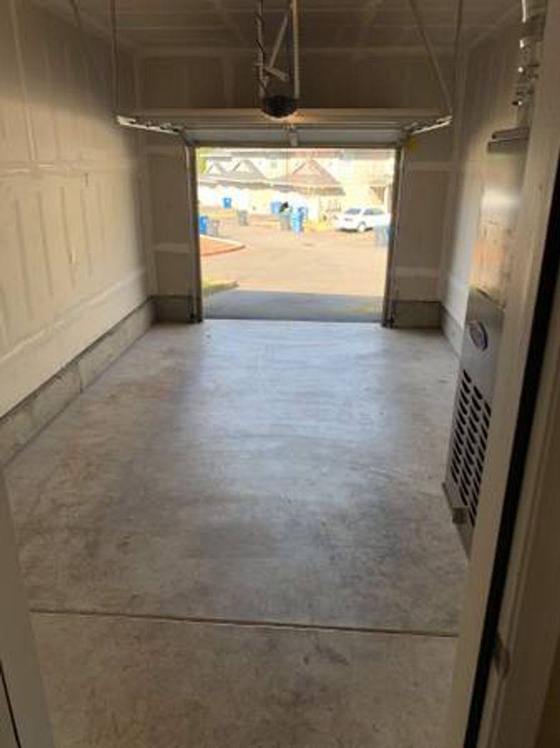 Townhouse for rent at 5823 Reed Lane SE #112, Salem, OR 97306