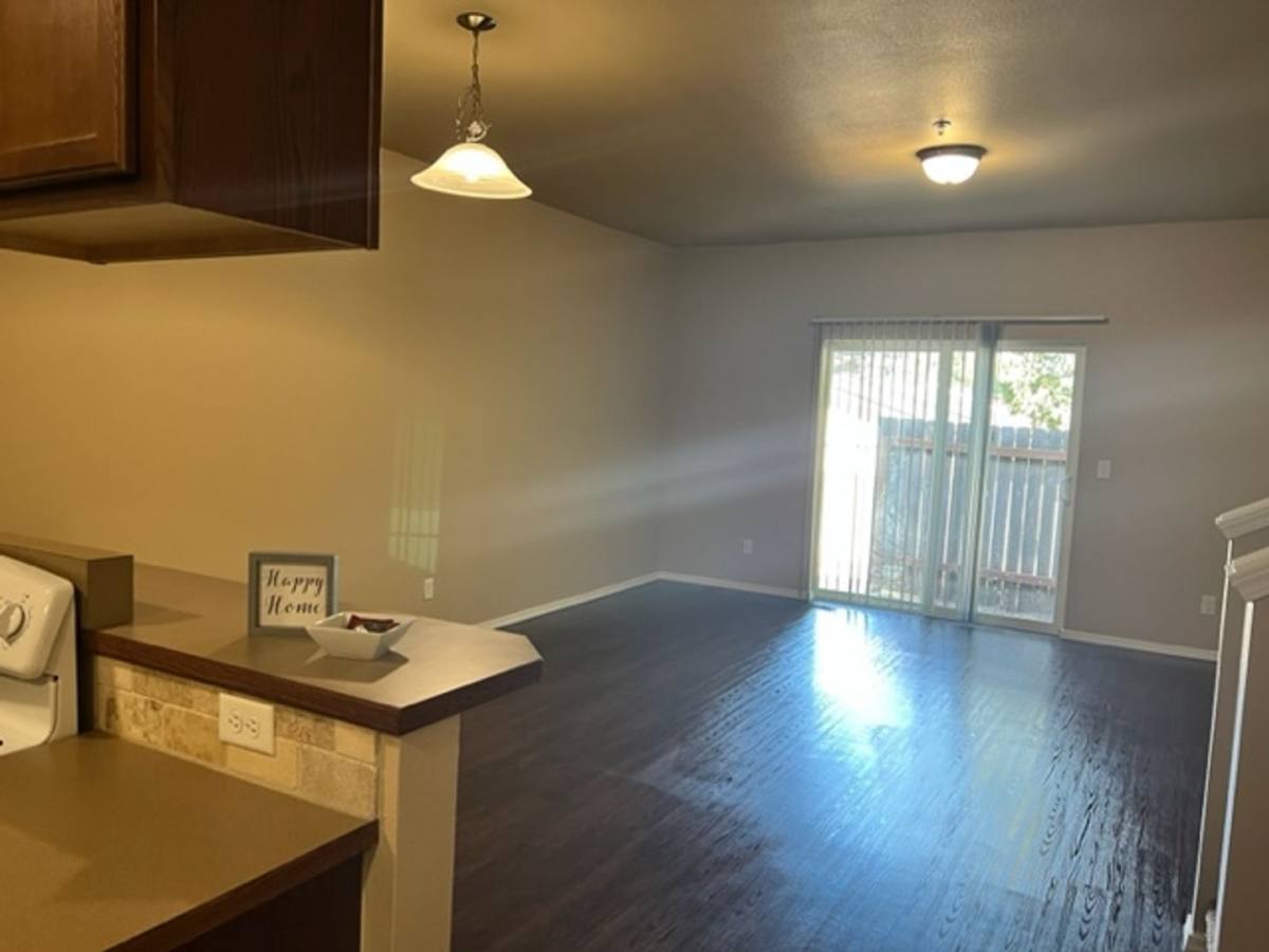Townhouse for rent at 5823 Reed Lane SE #112, Salem, OR 97306