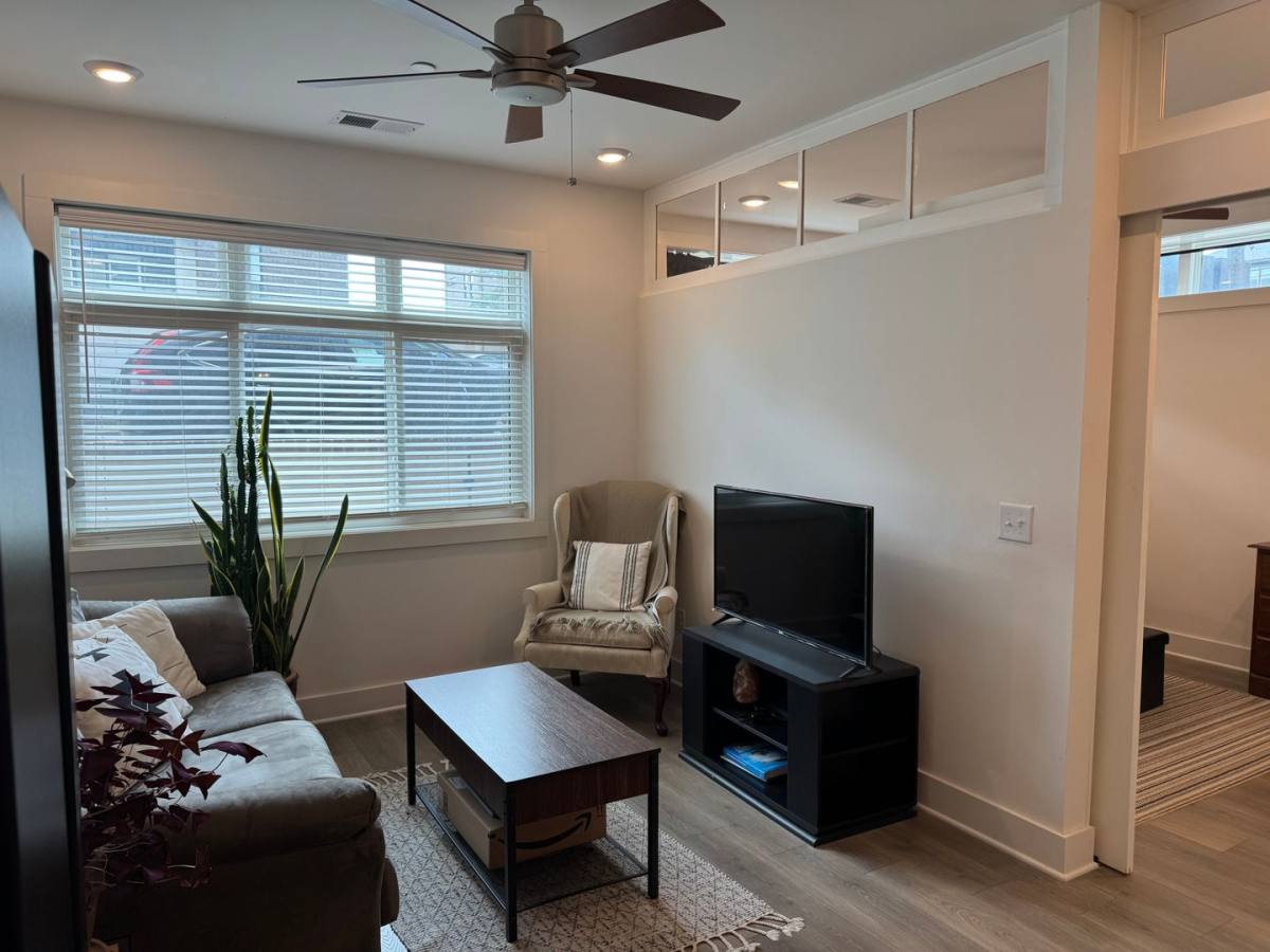 Apartment for rent at 1609 Marshall Hollow Dr, Nashville, TN 37203