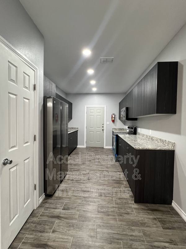 Apartment for rent at 5909 Puffin Ave #3, Mission, TX 78573