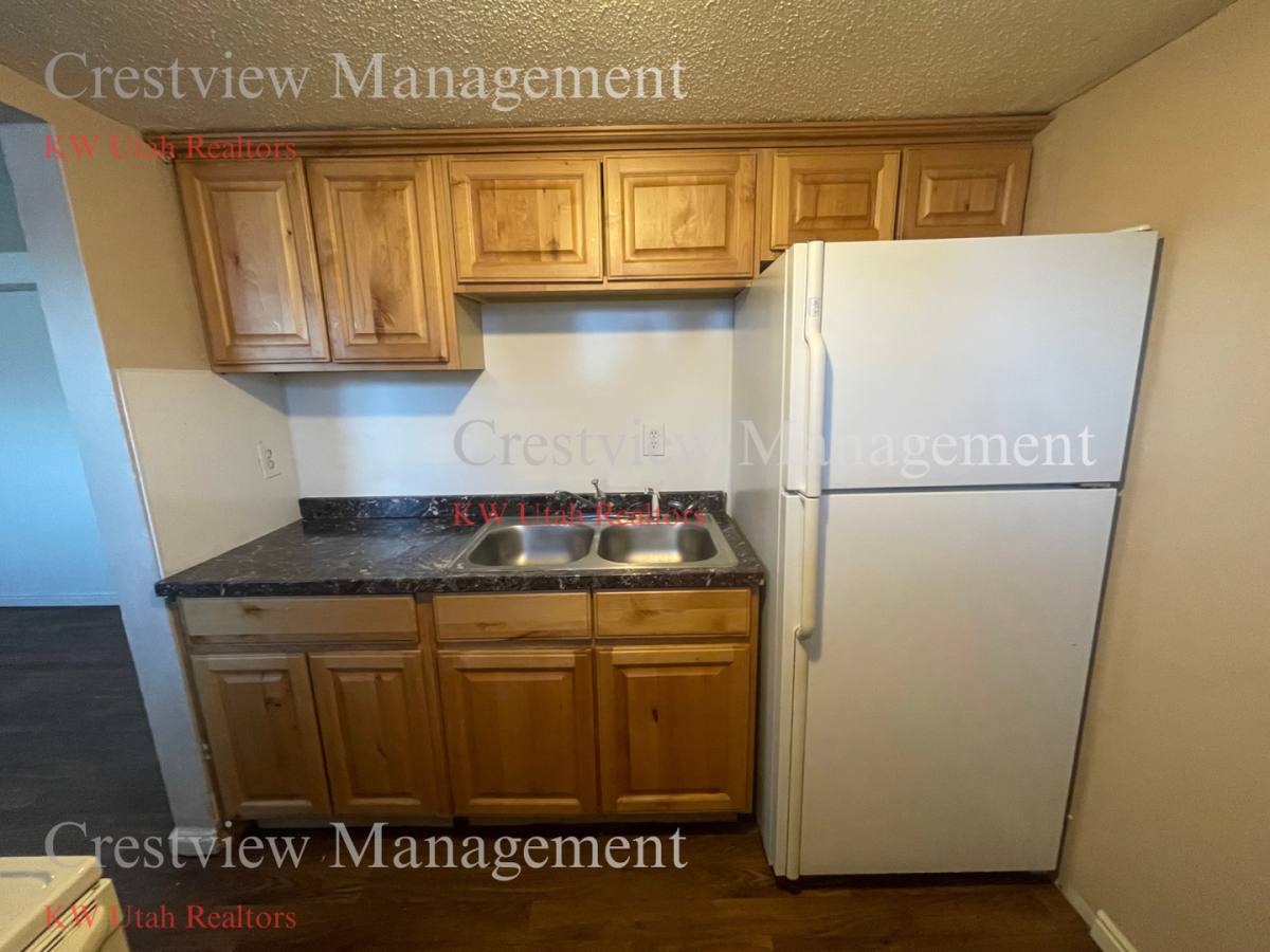 Apartment for rent at 349 - 355 E Lindell Ave, Sandy, UT 84070