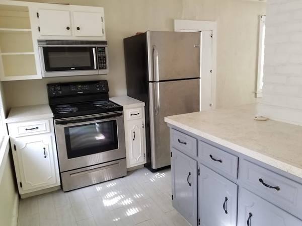 House for rent at 7 Mindoro Circle, Pensacola, FL 32507