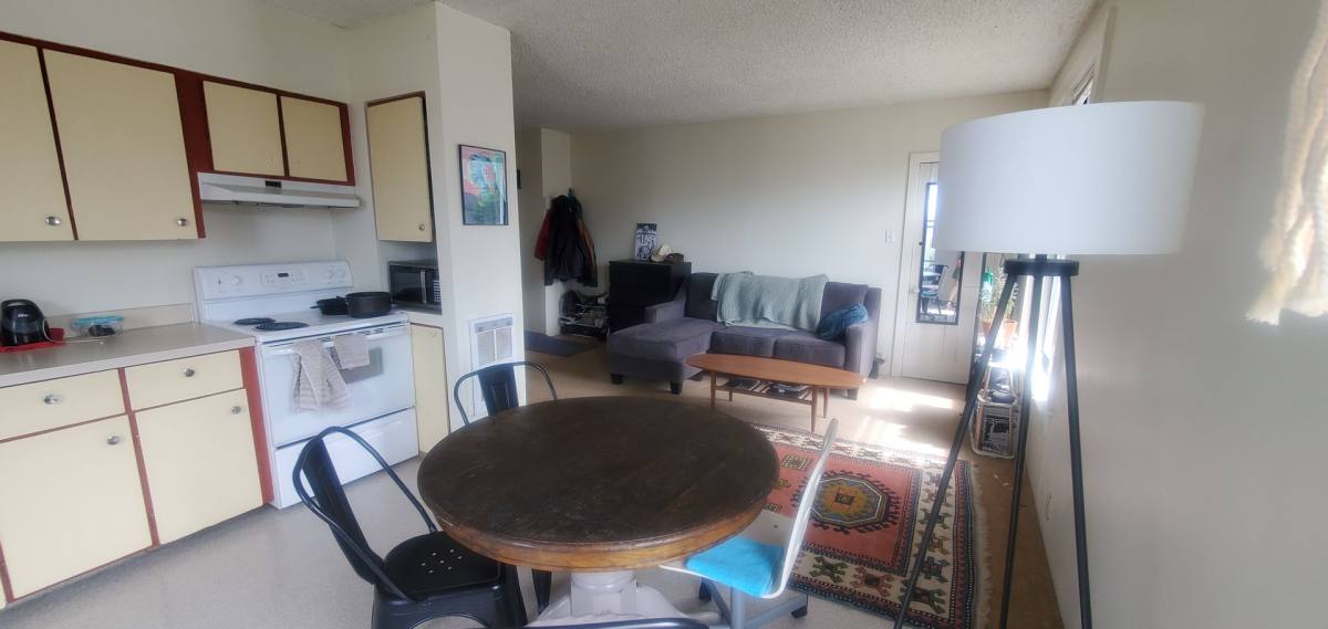 Apartment for rent at 315 E Laurel St, Bellingham, WA 98225