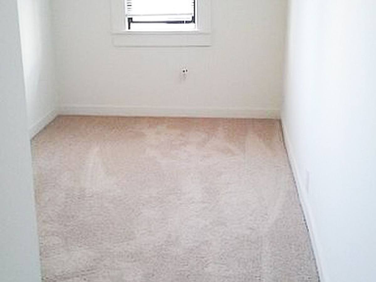 Apartment for rent at 315 E Laurel St, Bellingham, WA 98225