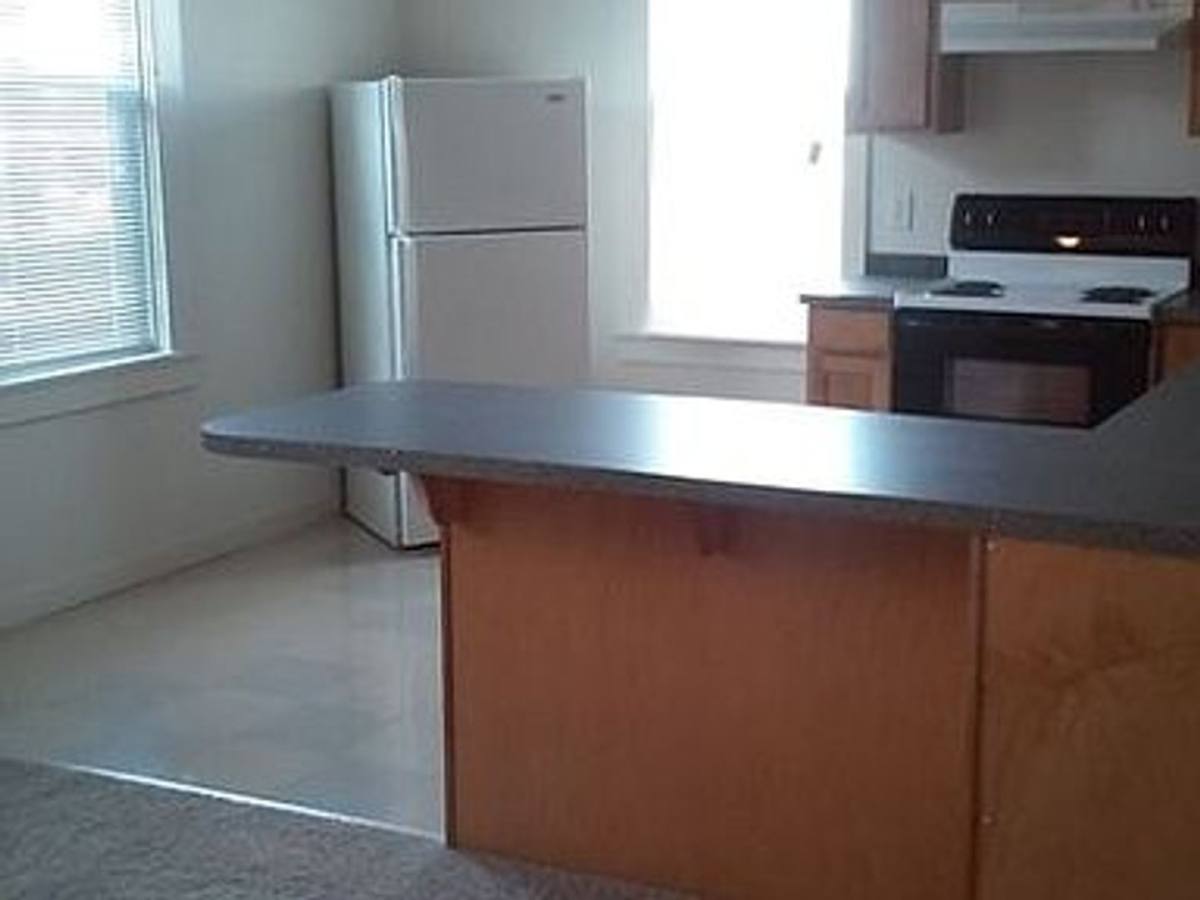 Apartment for rent at 315 E Laurel St, Bellingham, WA 98225