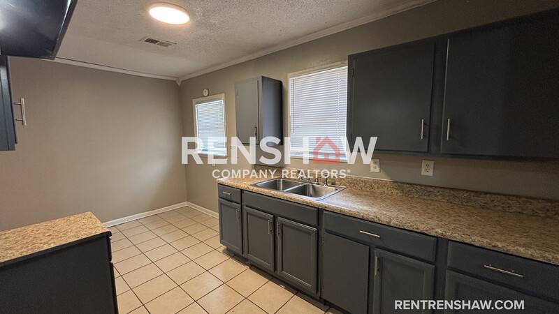 House for rent at 5022 Byron Rd, Memphis, TN 38122