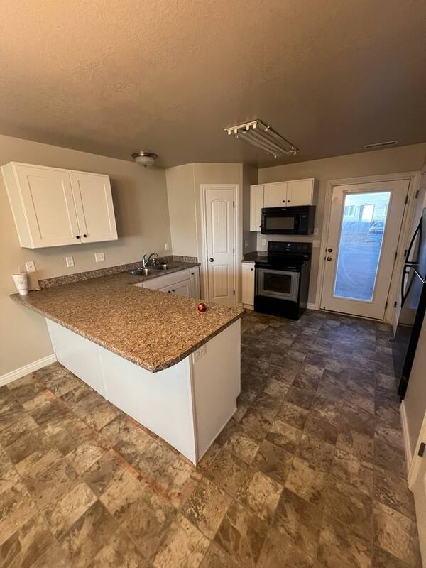 Townhouse for rent at 465 N 2650 W #C, Tremonton, UT 84337