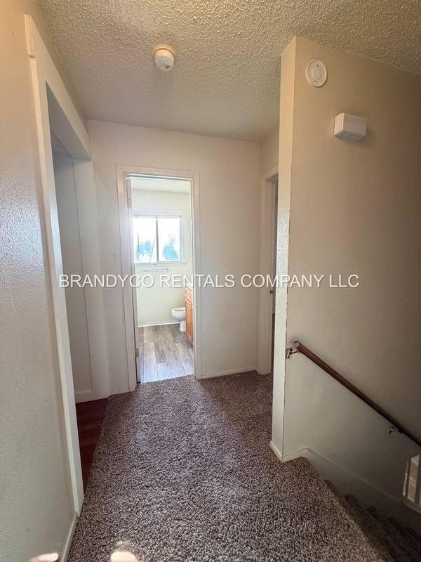 Townhouse for rent at 1108 Royal Crest Dr, Killeen, TX 76549