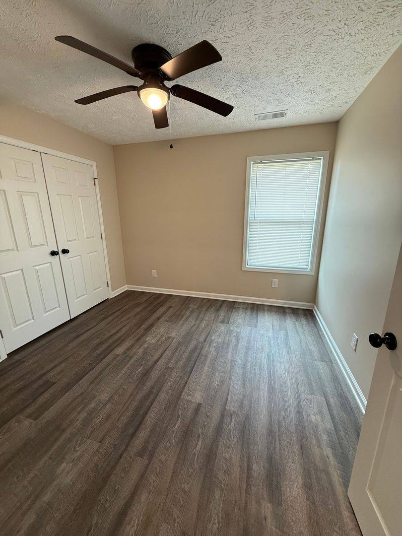 Apartment for rent at 100 Crestview Dr, Greenfield, TN 38230
