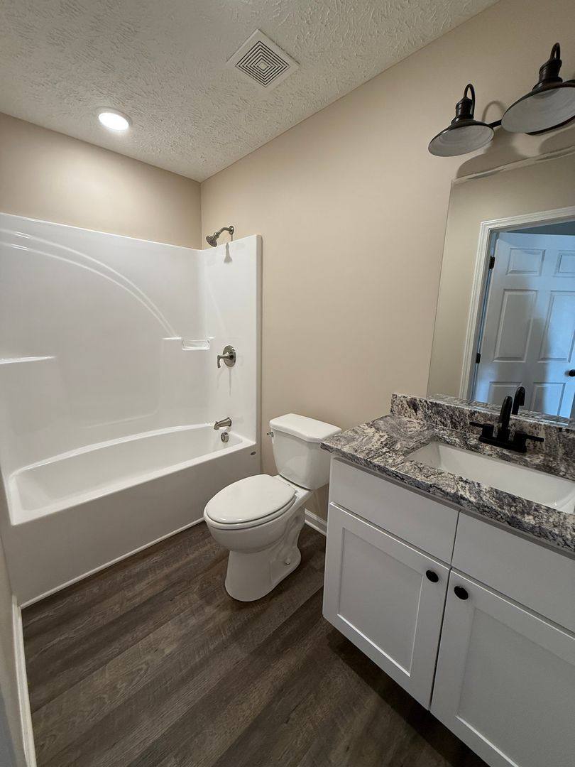 Apartment for rent at 100 Crestview Dr, Greenfield, TN 38230