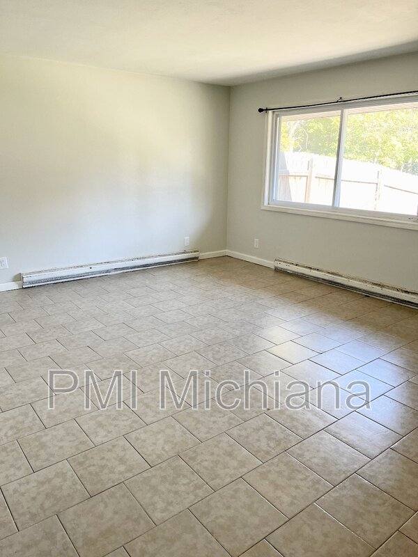 Apartment for rent at 2014 Lathrop St, South Bend, IN 46628