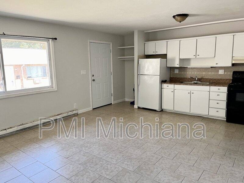 Apartment for rent at 2014 Lathrop St, South Bend, IN 46628
