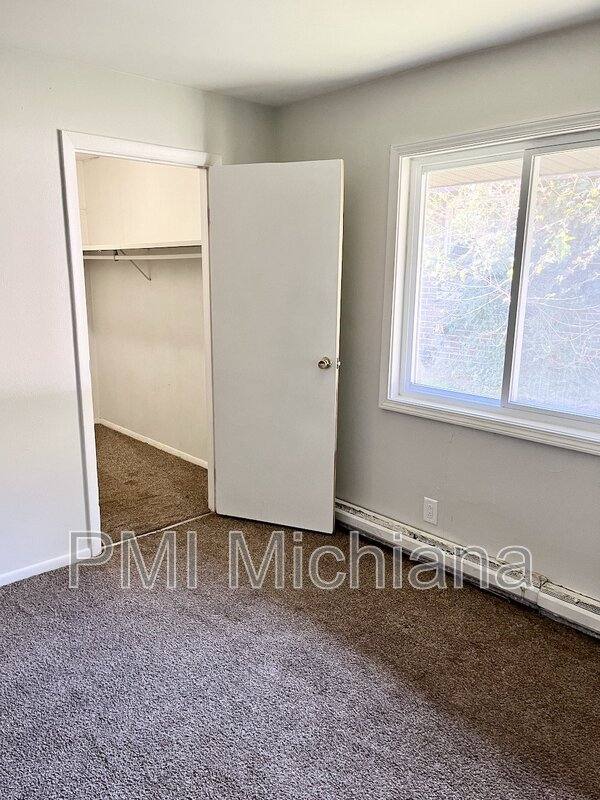 Apartment for rent at 2014 Lathrop St, South Bend, IN 46628