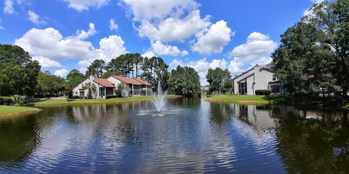 Condo for rent at 902 Wood Hill Dr, Jacksonville, FL 32256