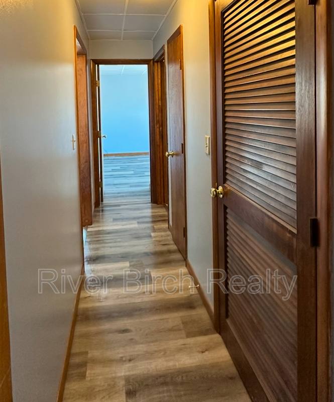 Apartment for rent at 525 E Pine St #4, Springfield, IL 62703