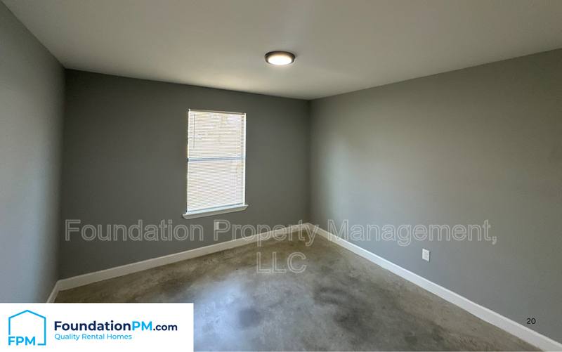 House for rent at 555 Monteagle Dr, Memphis, TN 38109