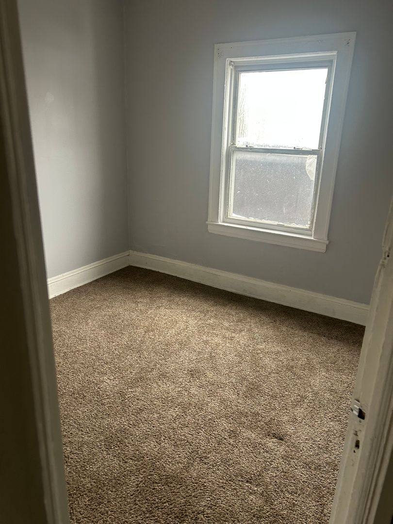 Apartment for rent at 12506 Union Ave, Cleveland, OH 44105