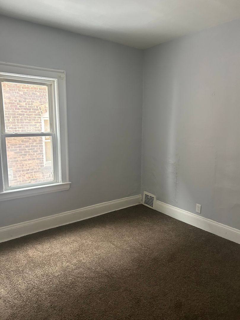 Apartment for rent at 12506 Union Ave, Cleveland, OH 44105