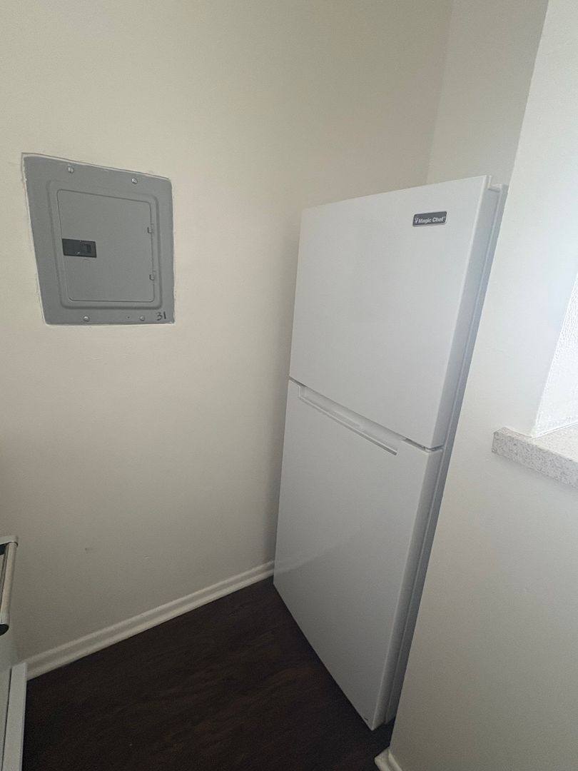Apartment for rent at 15537 Nordhoff St, North Hills, CA 91343