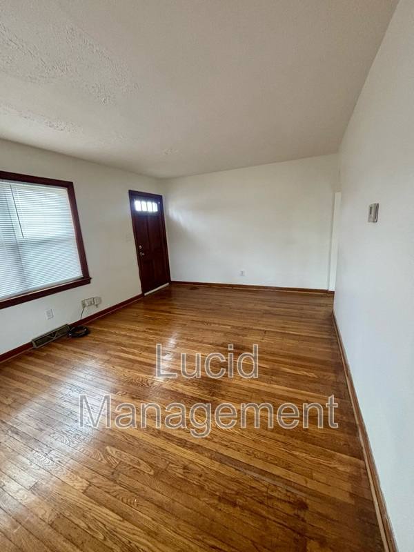 House for rent at 1700 Sonne Ave, Louisville, KY 40216