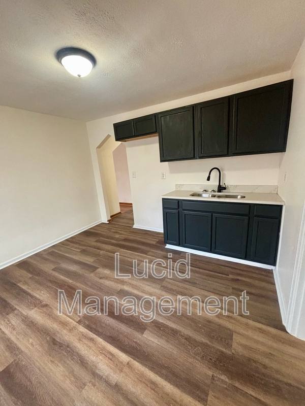 House for rent at 1700 Sonne Ave, Louisville, KY 40216