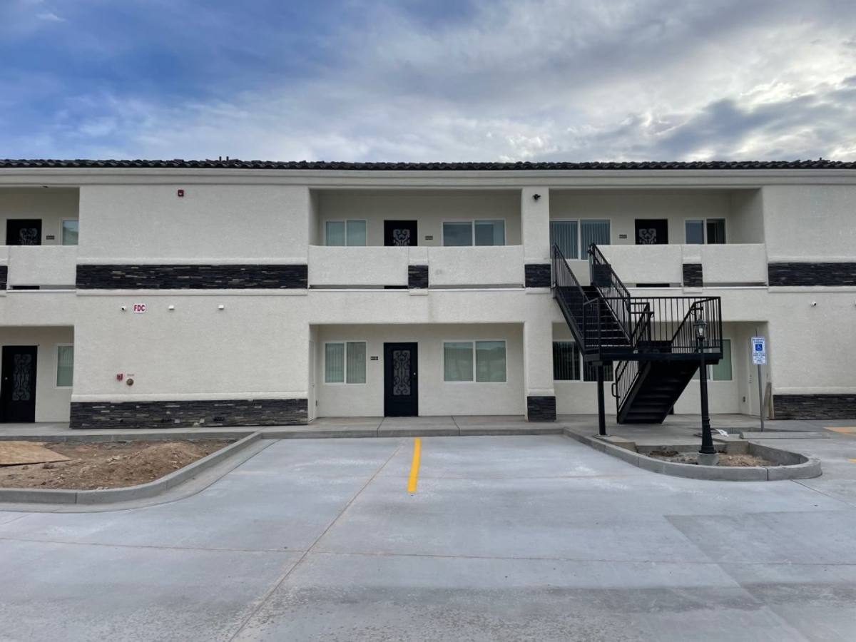 Apartment for rent at 3048 Shoshone Dr, Lake Havasu City, AZ 86406