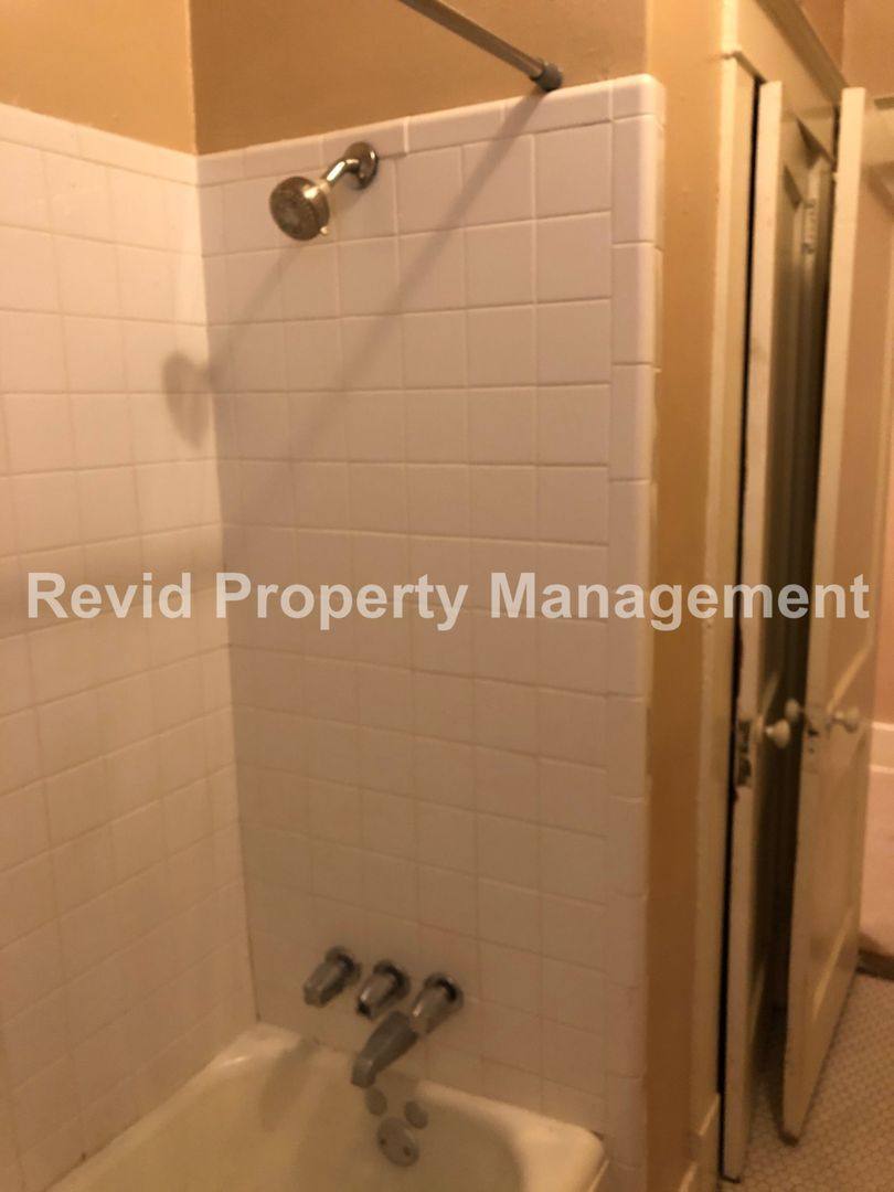 Apartment for rent at 1536 Tutwiler Ave, Memphis, TN 38107