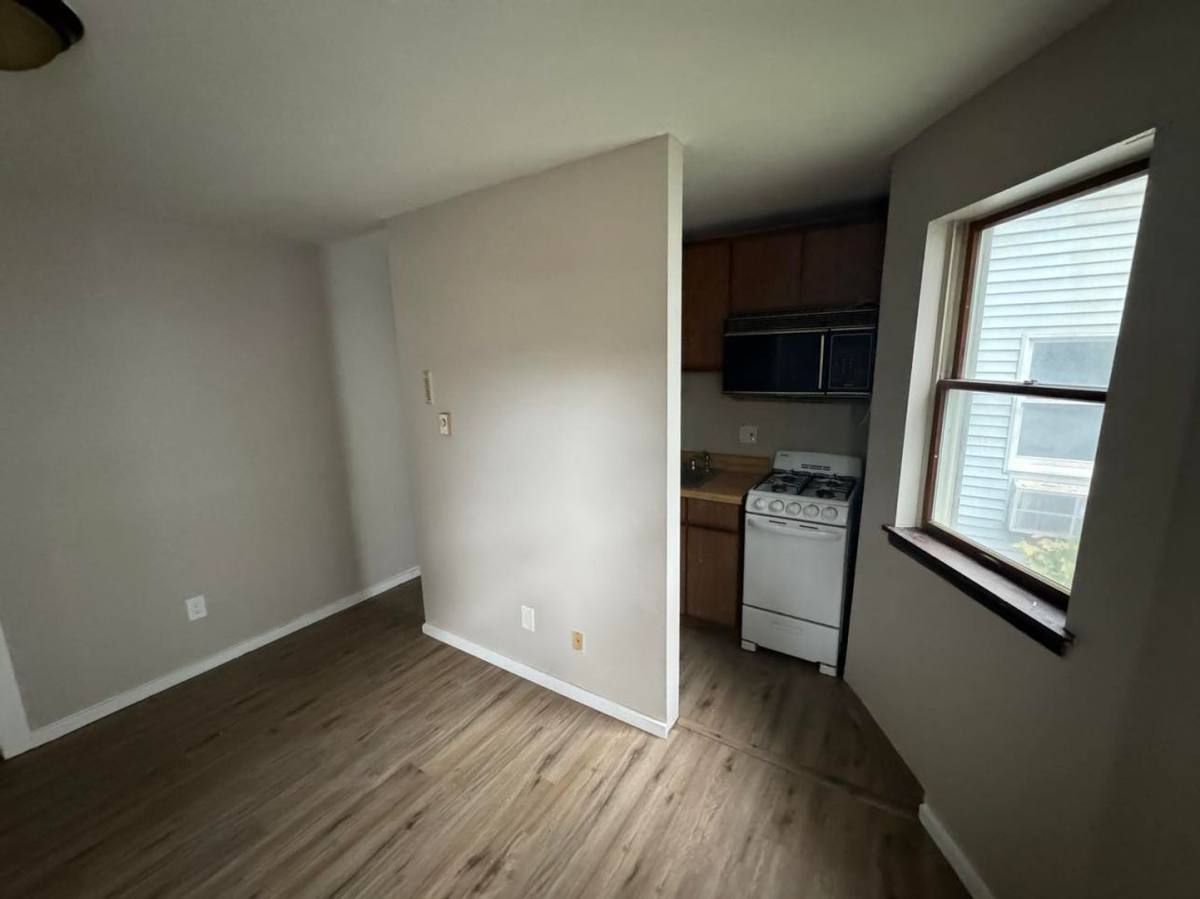 Apartment for rent at 1265-69 W Genesee St, Syracuse, NY 13204