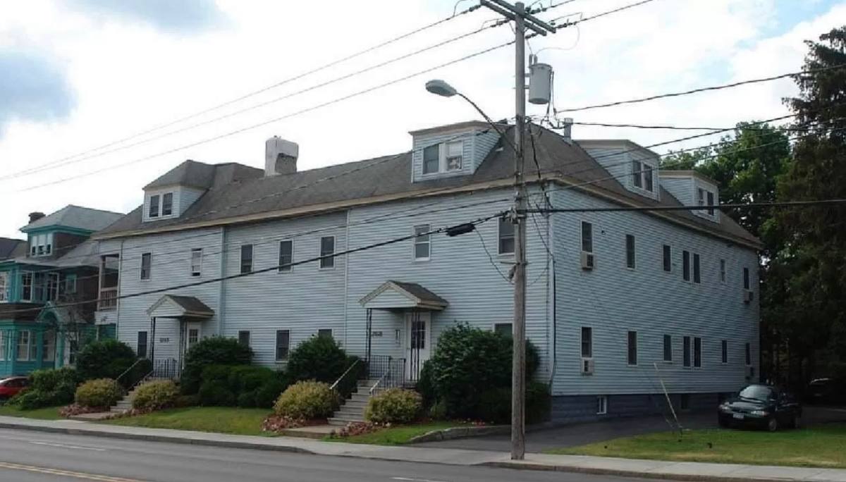 Apartment for rent at 1265-69 W Genesee St, Syracuse, NY 13204