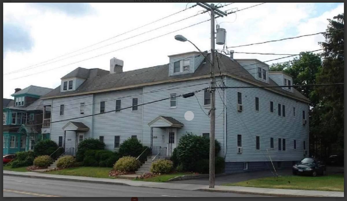 Apartment for rent at 1265-69 W Genesee St, Syracuse, NY 13204
