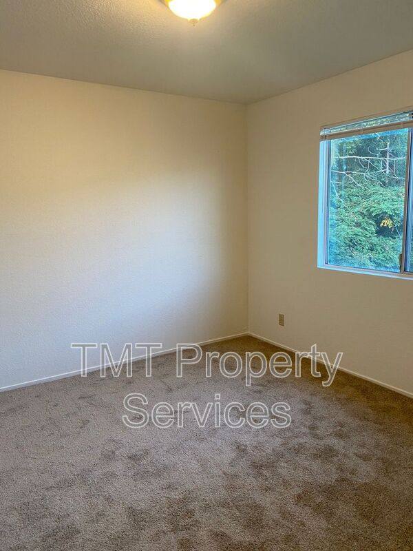 Apartment for rent at 228 McFarland St #6, Galt, CA 95632